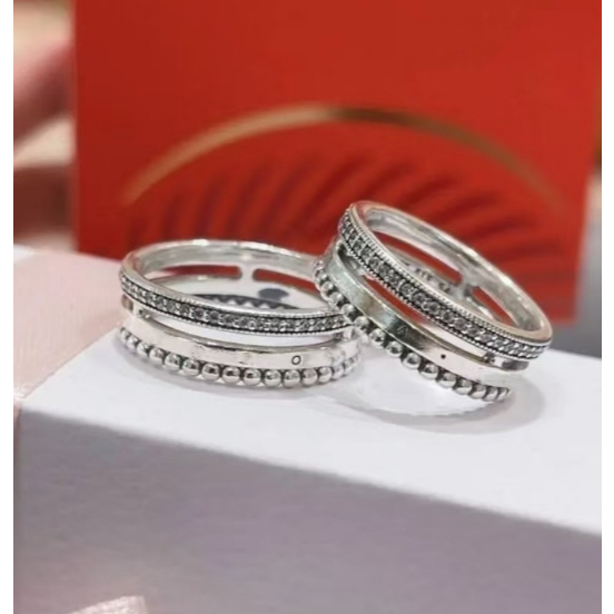 Signature Circles Pavé & แหวนลูกปัด