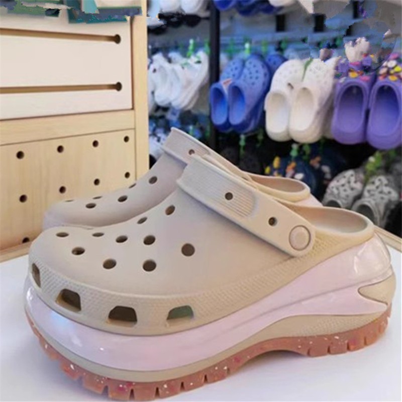 รองเท้ามีรูผู้หญิง Croc s แท้ 100% | 207988