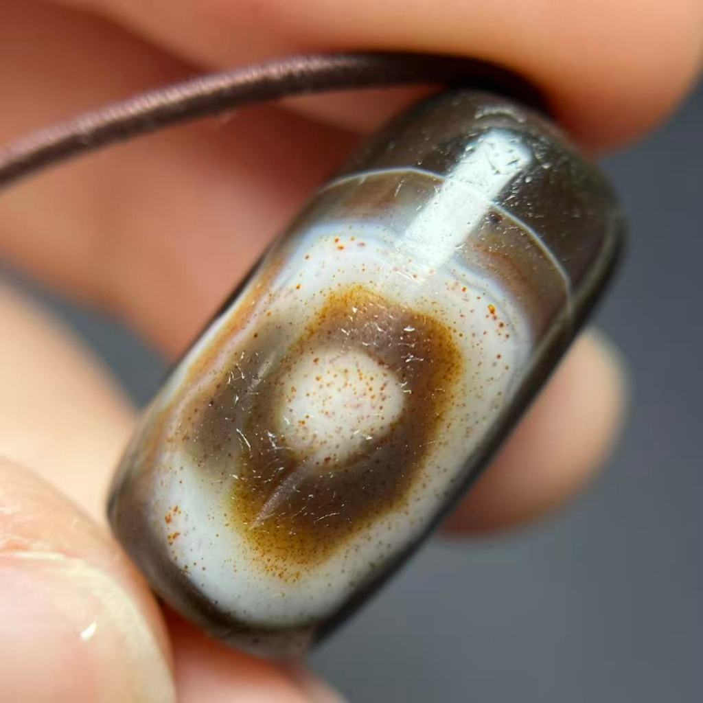 [Dilaiyuan] Xiaolu Taiwan Bead to Pure Cinnabar Stars Two Eyes Dzi Bead 21 * 11.2mm