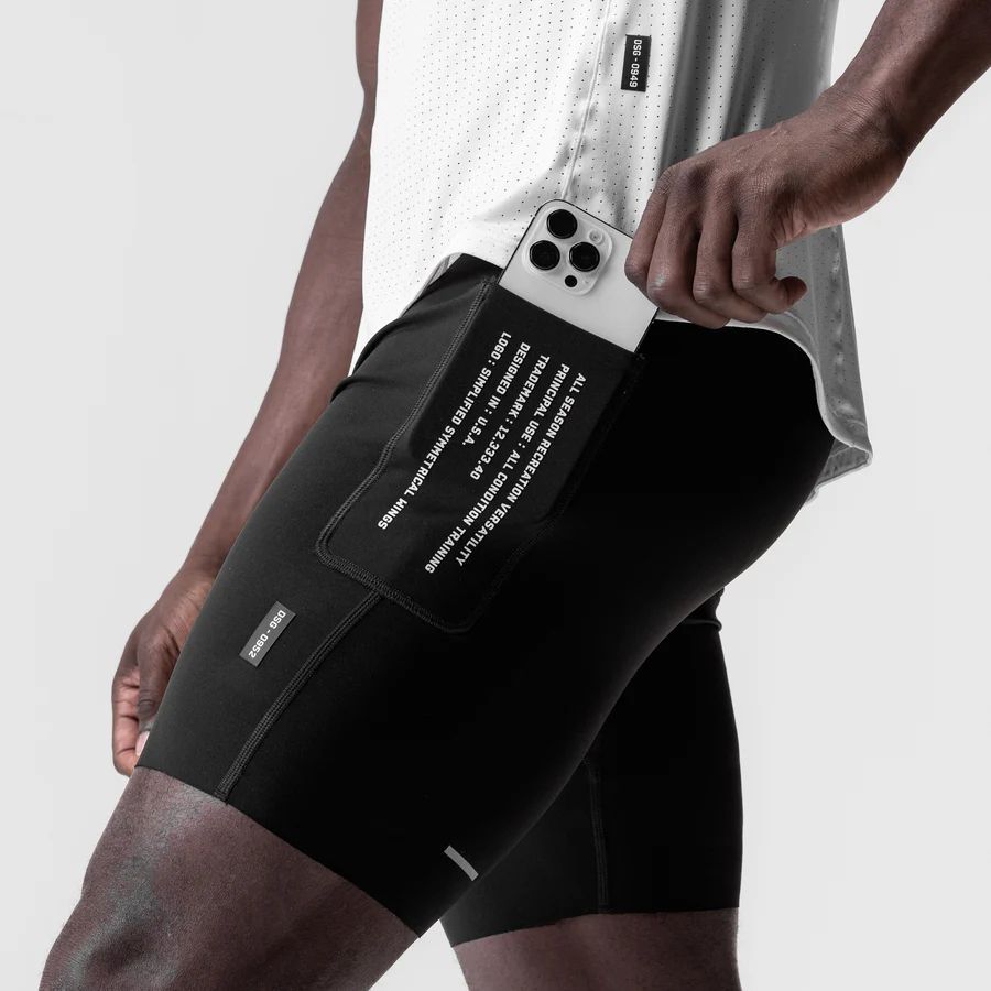 Professional Quick Dry Running Shortsสะท้อนแสงNight Safety Compression Biker Shorts with Side Pocket Gym Fitness Wear