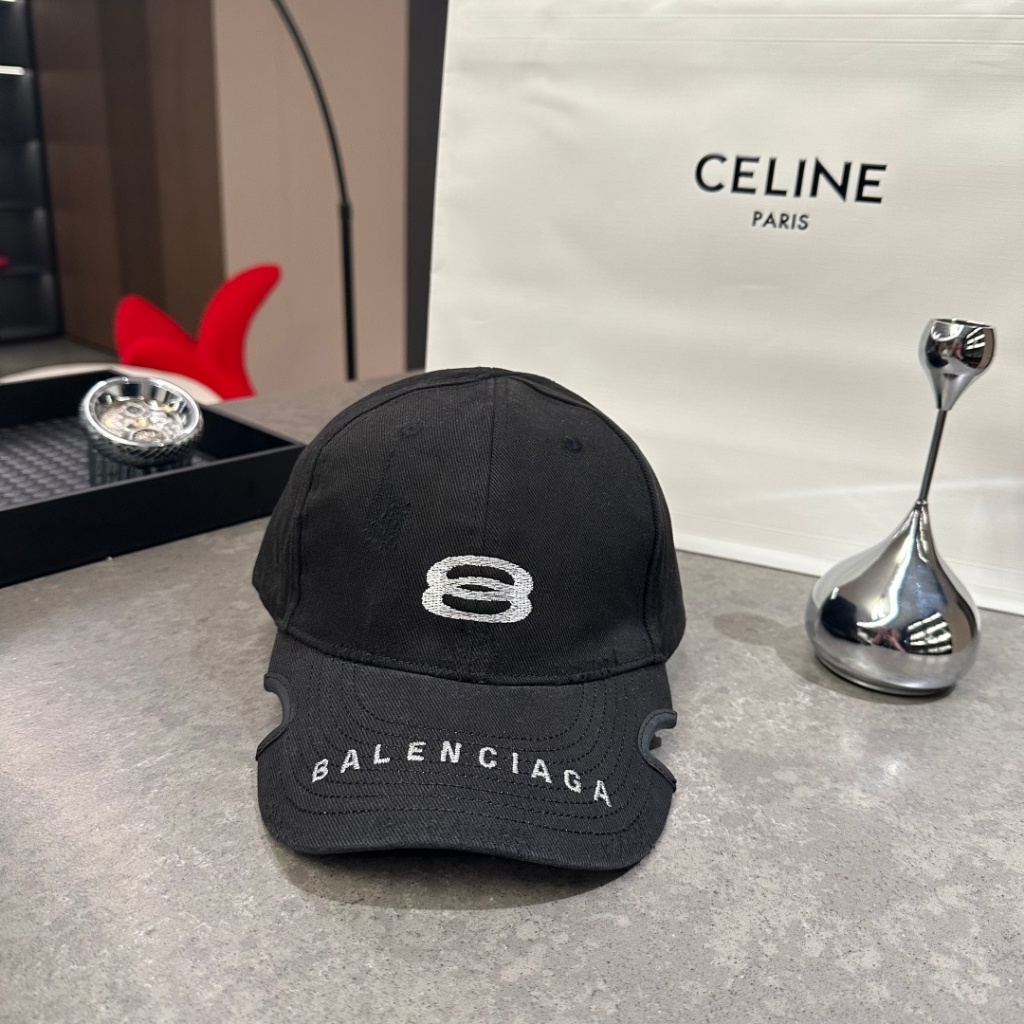 Four Seasons Outdoor Men Women All-Match Paris Baseball Cap