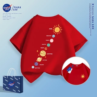 【จัดส่งในวันเดียวกัน】NASA เสื้อยืดแขนสั้นผ้าฝ้ายระบายอากาศ ลายดาวเคราะห์สุดเก๋ สนุกสนาน ทันสมัย ใส่ได้ทั้งเด็กชายและเด็กหญิง
