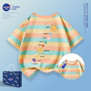 【จัดส่งในวันเดียวกัน】NASA เสื้อยืดแขนสั้นผ้าฝ้ายระบายอากาศ ลายดาวเคราะห์สุดเก๋ สนุกสนาน ทันสมัย ใส่ได้ทั้งเด็กชายและเด็กหญิง