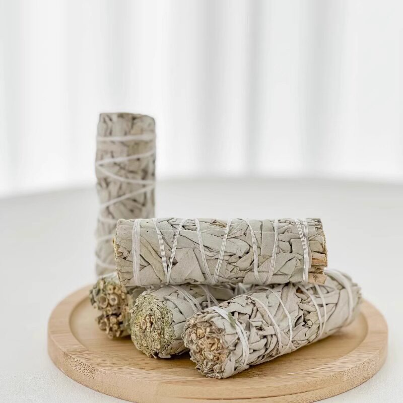 1 ชิ้น White Sage การทําสมาธิ Burning Aromatherapy Clean และ Purify the เครื่องประดับน้ําหอมตกแต่งบ้าน