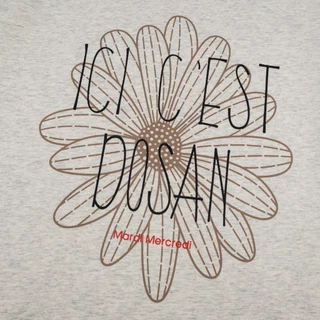 MARDI MERCREDI 26SS TSHIRT เสื้อยืดแขนสั้นคอกลมเกาหลี ลายพิมพ์ดอกเดซี่ รุ่นพิเศษ DOSAN รุ่นคู่ lovers ของแท้ 100% พร้อมส่ง