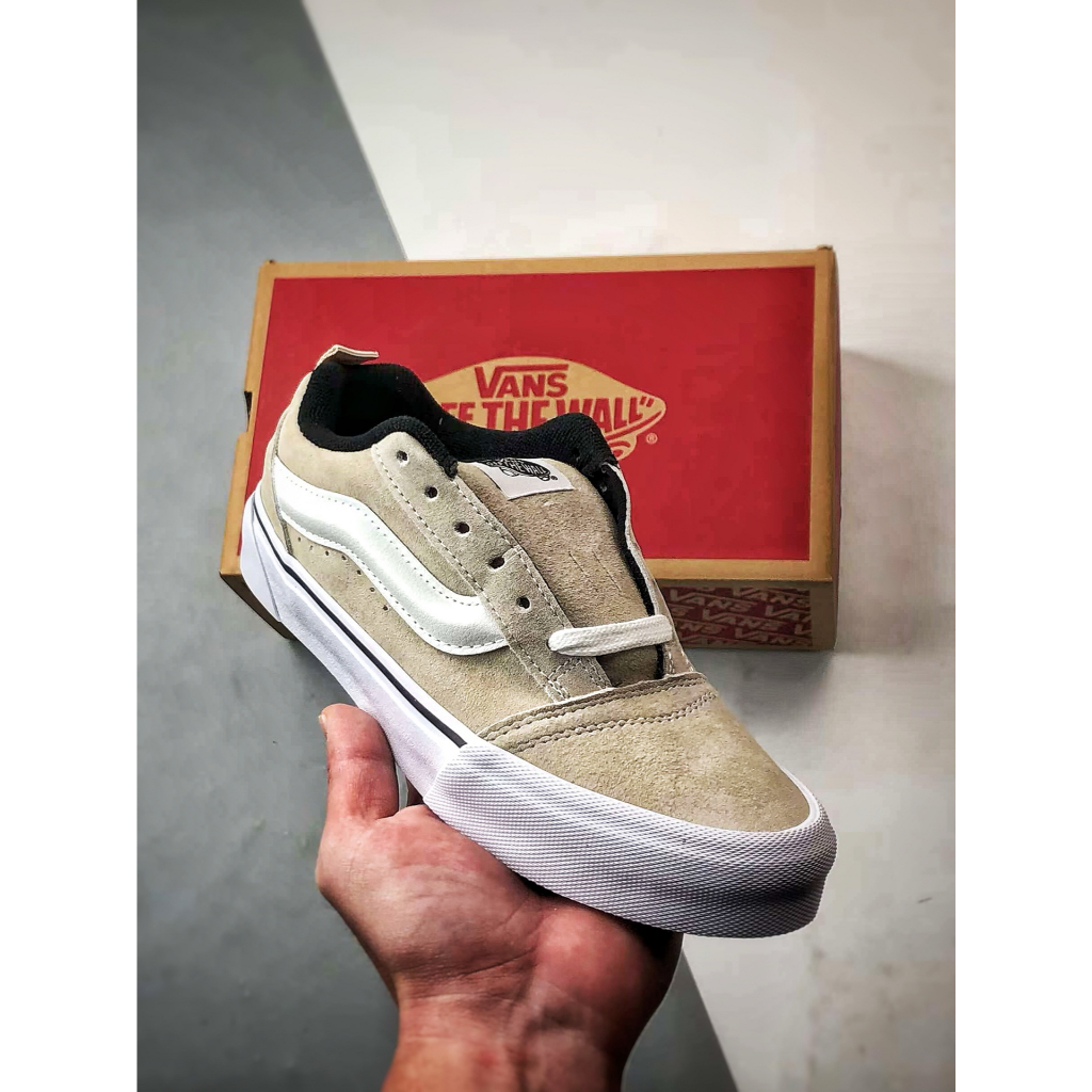 Vans Knu Skool รองเท้าลําลอง