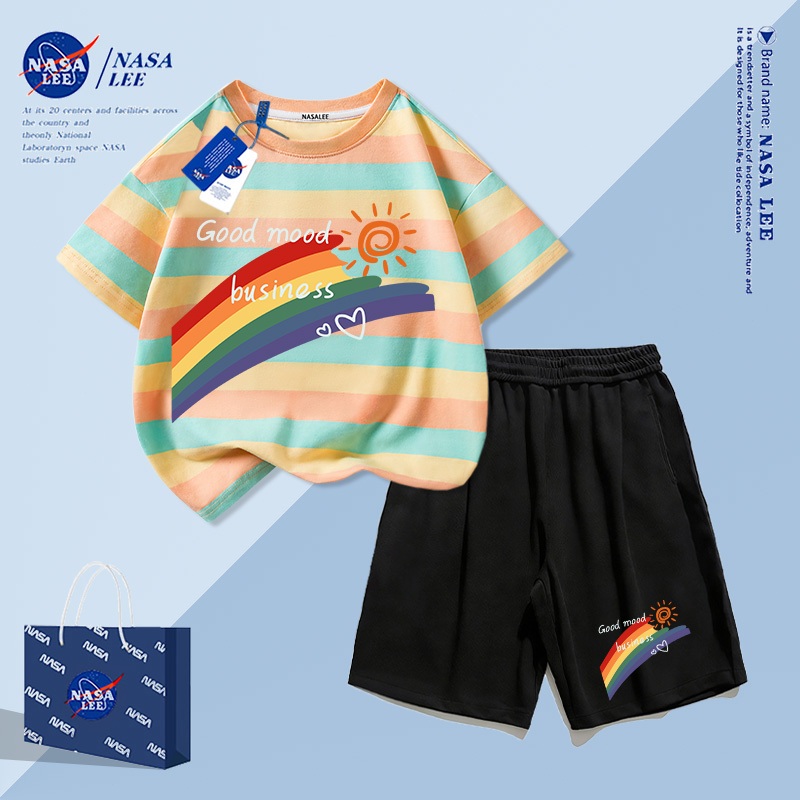 【จัดส่งภายในวันเดียวกัน】ชุดสองชิ้นสำหรับเด็ก (เสื้อแขนสั้น+กางเกงขาสั้น) ผ้าฝ้ายสีเหลืองและสีน้ำเงิน ลายพิมพ์การ์ตูนน่ารักลายรุ้งกินน้ำ เหมาะสำหรับอายุ 3-16 ปี ทั้งเด็กชายและเด