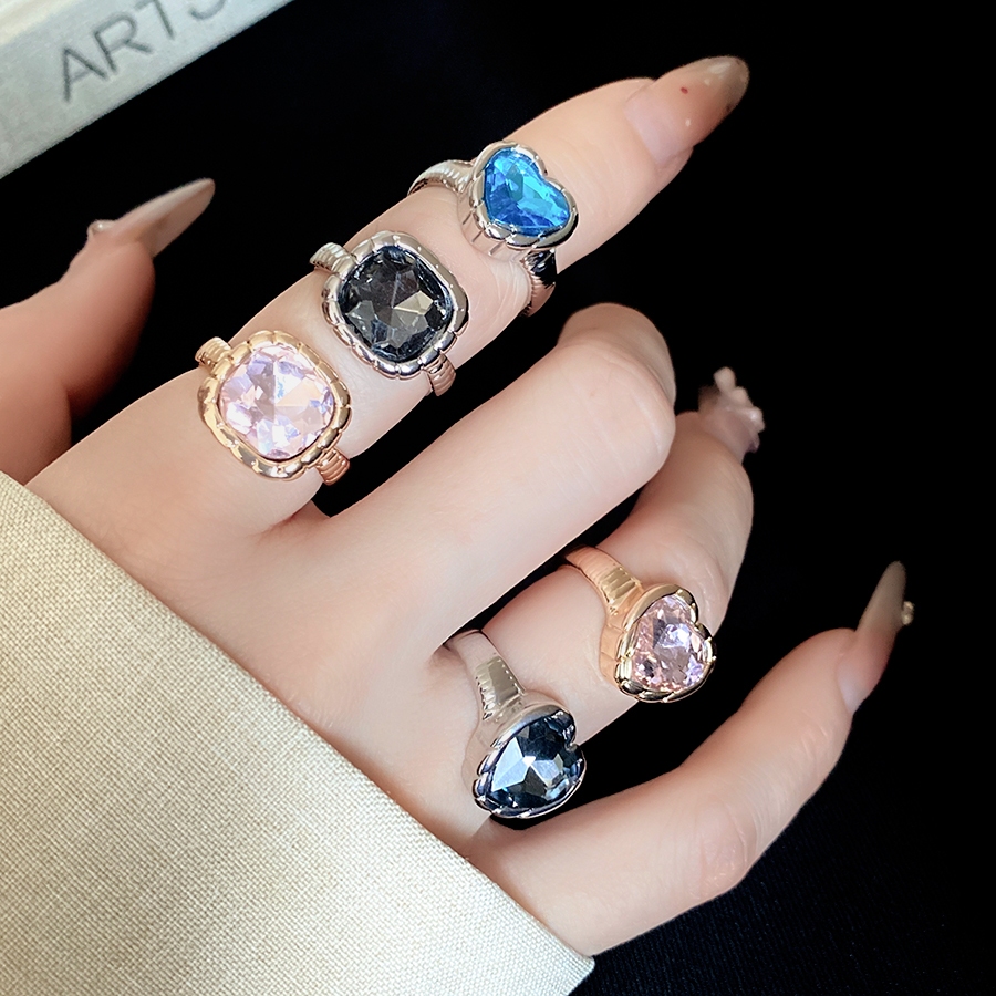 ทองโทนเงินที่มีสีสันหัวใจและหินตารางวางซ้อนกันได้ปรับเปิดแหวนสําหรับผู้หญิงทุกวันพรรคสวมใส่แฟชั่นอุปกรณ์