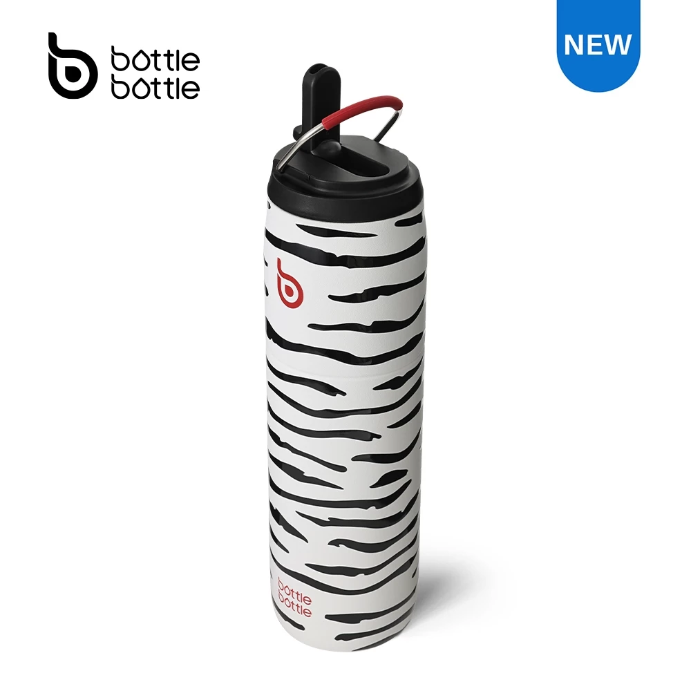 BOTTLE BOTTLE ขวดน้ํา 900ml สแตนเลสเก็บความเย็นถ้วยเก็บอุณหภูมิแบบพกพากระติกเก็บความเย็นสูญญากาศมีหลอดในตัว ใช้สําหรับการออกกํลังกายกีฬากลางแจ้ง