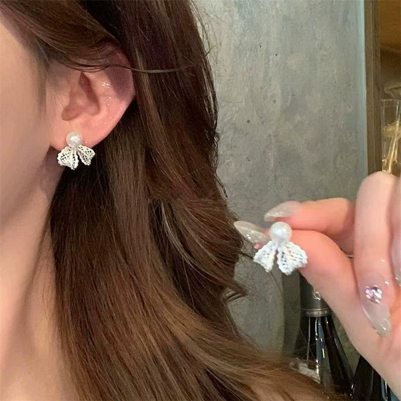 Super Fairy Princess สไตล์ลูกไม้โบว์ต่างหูมุกหญิงหรูหรา High-End ต่างหูออกแบบขายร้อนต่างหูขายส่ง