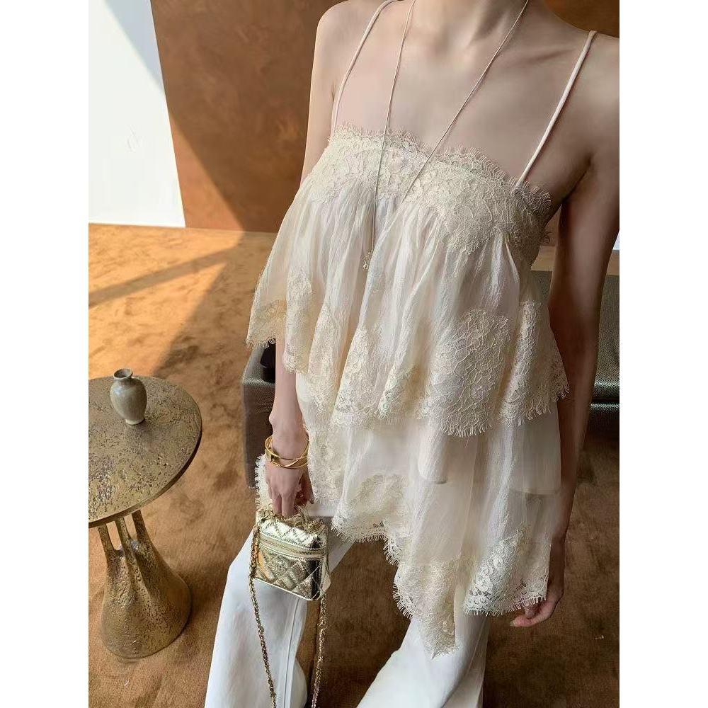 สไตล์เกาหลีผู้หญิงแขนกุดสลิงด้านบนโวลต์คอลูกไม้ฤดูร้อนยกทรงเสื้อกล้าม