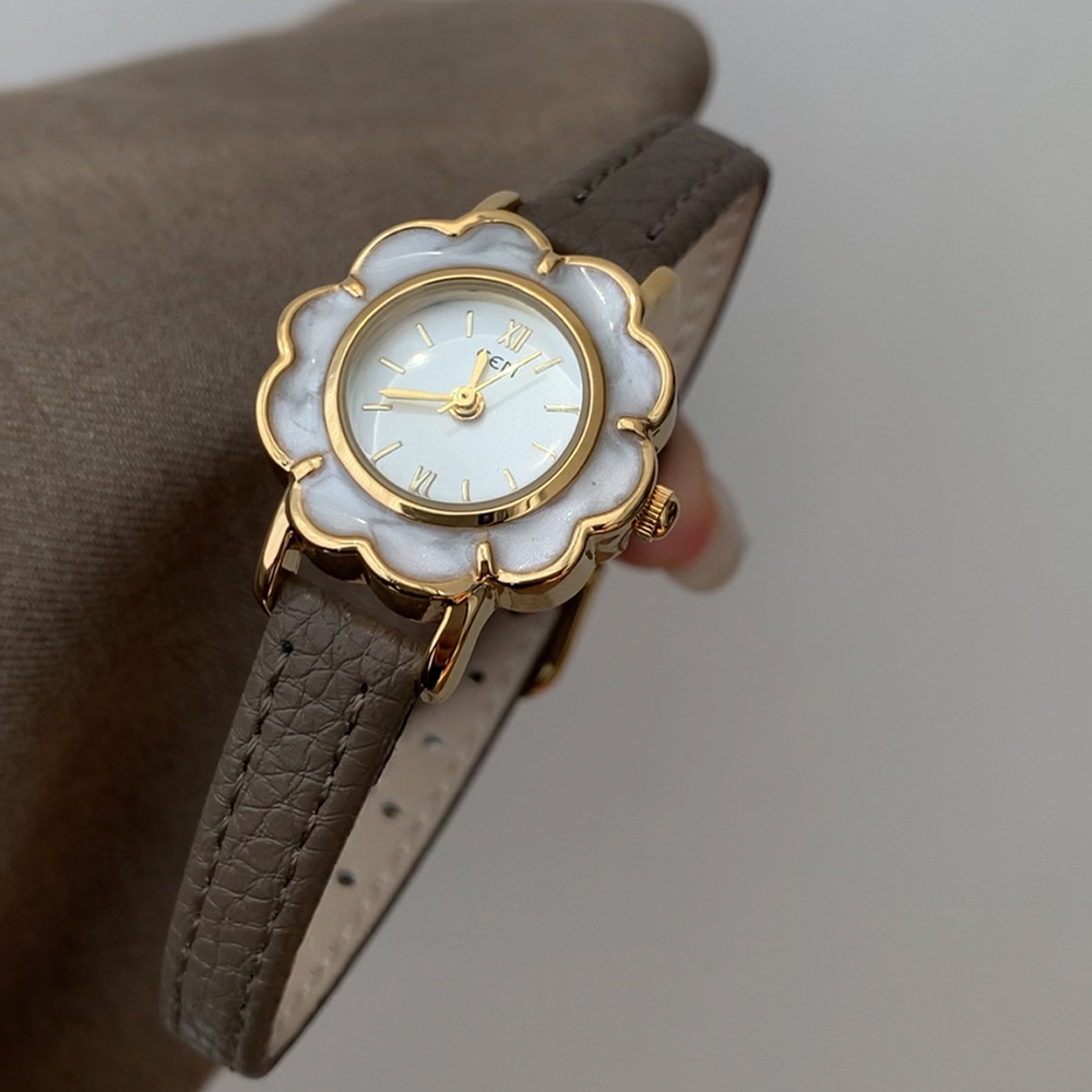 สุภาพสตรี Elegant Quartz Vintage นาฬิกา Niche Minimalist รูปที่ 3
