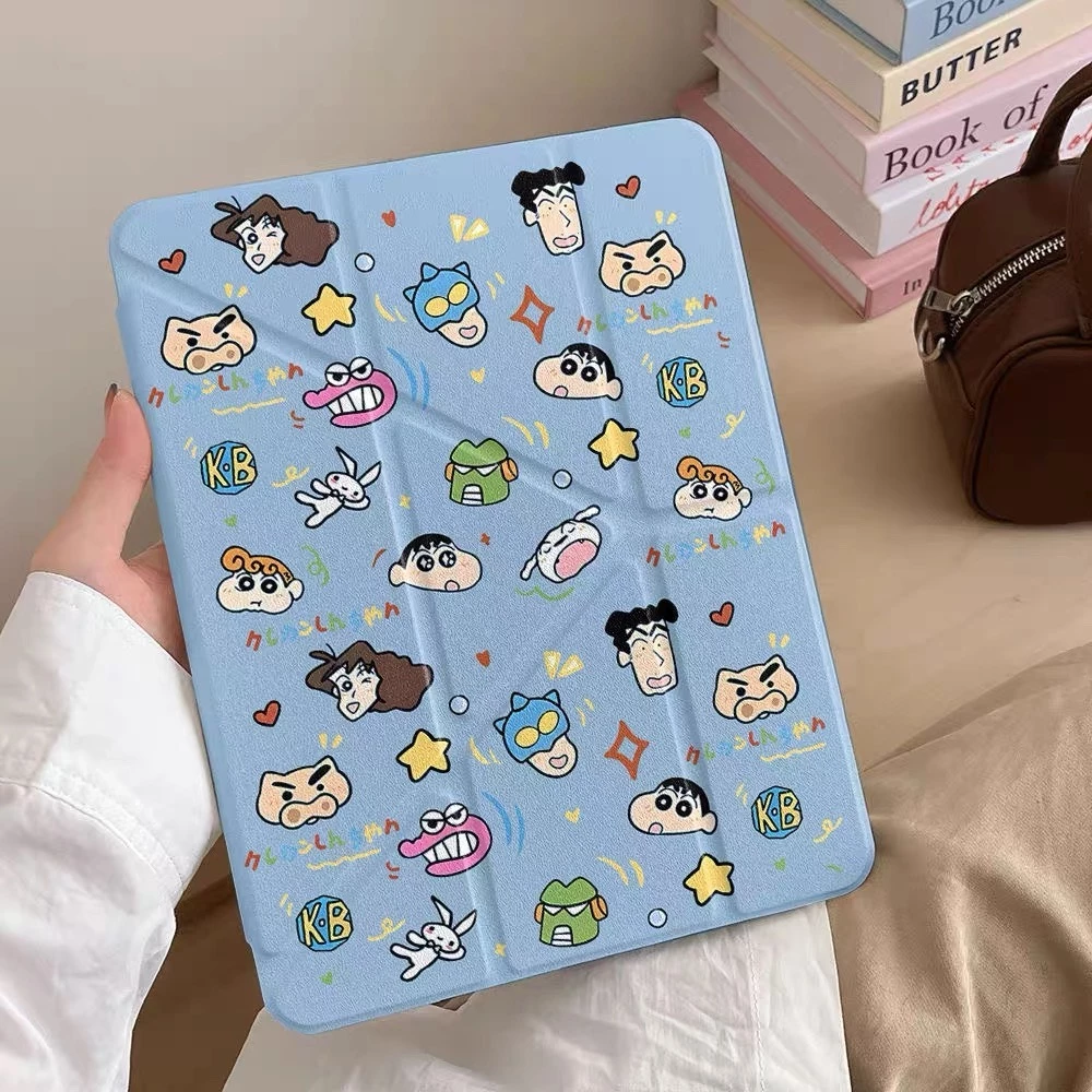 การ์ตูน Shin-chan กรณีแท็บเล็ตสําหรับ iPad generation10th air5 10.9 gen7/8/9th air4 PRO2018 Pro2022 pro11 gen9 10.2 gen7 mini6 2024 air6 11in ช่องเสียบปากกาเกราะป้องกัน