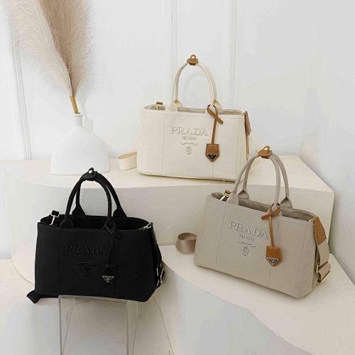 Luxury Women Shoulder Bag สีดํา/เบจ/ขาว