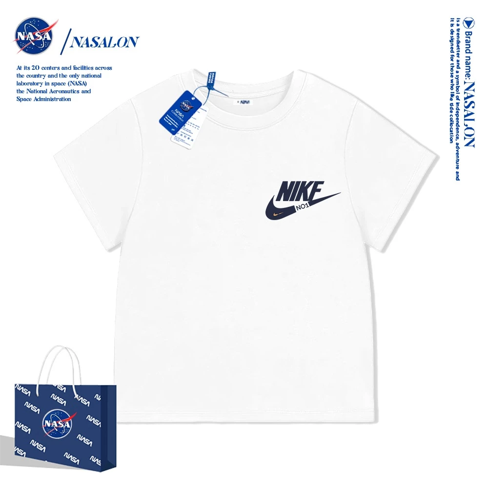 NASA เสื้อยืดเด็ก ผ้าฝ้าย 100% เสื้อยืดแขนสั้นเด็ก ลายแบรนด์เนมสุดเท่ ระบายอากาศดี ใส่ได้ทุกสไตล์ เหมาะสำหรับเด็กอายุ 1-12 ปี