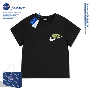 NASA เสื้อยืดเด็ก ผ้าฝ้าย 100% เสื้อยืดแขนสั้นเด็ก ลายแบรนด์เนมสุดเท่ ระบายอากาศดี ใส่ได้ทุกสไตล์ เหมาะสำหรับเด็กอายุ 1-12 ปี