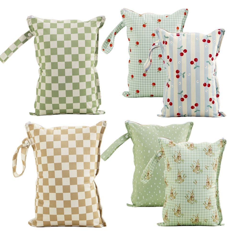 Mess Proof Wet Bags Reusable Waterproof Wet Bags สําหรับชุดว่ายน้ําเสื้อผ้าเด็ก Travel Diaper Bag