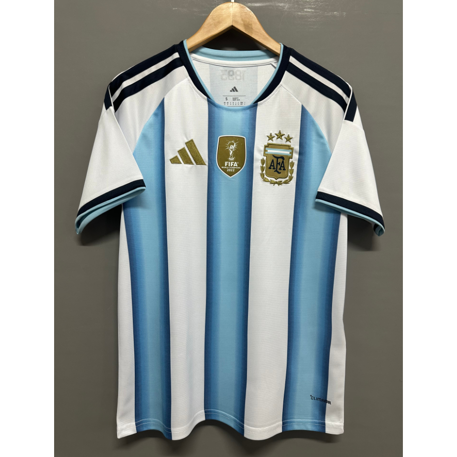 ปรับแต่งได้2027 เสื้อแข่งอาร์เจนตินาเหย้าและเยือนเสื้อฟุตบอลกีฬาลําลองแขนสั้น