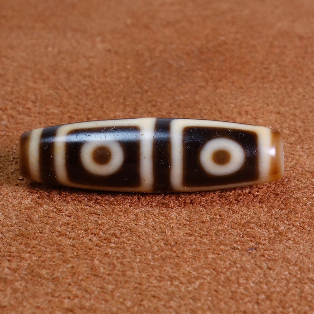 High-End Noble Collection Wenwan High Magnetic Field Energy Gate Four-Eyed Dzi สร้อยคอจี้