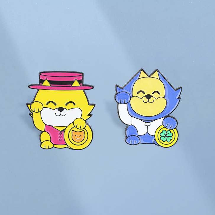 Lucky Cat เคลือบ Pins การ์ตูน Maneki Neko เข็มกลัดแมวสัตว์ป้ายกระเป๋าเป้สะพายหลังอุปกรณ์เสริมของขวัญสําหรับเพื่อน