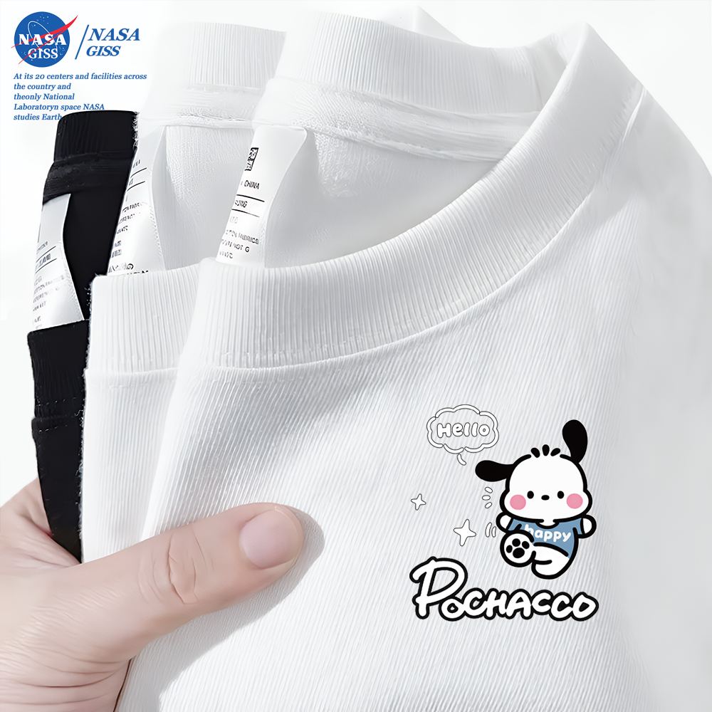 NASA เสื้อยืดชายหญิงแขนสั้น สไตล์ลำลอง summer Pochacco พิมพ์ลาย t-shirt แบบหลวม คอกลม ยับยากไม่ต้องรี