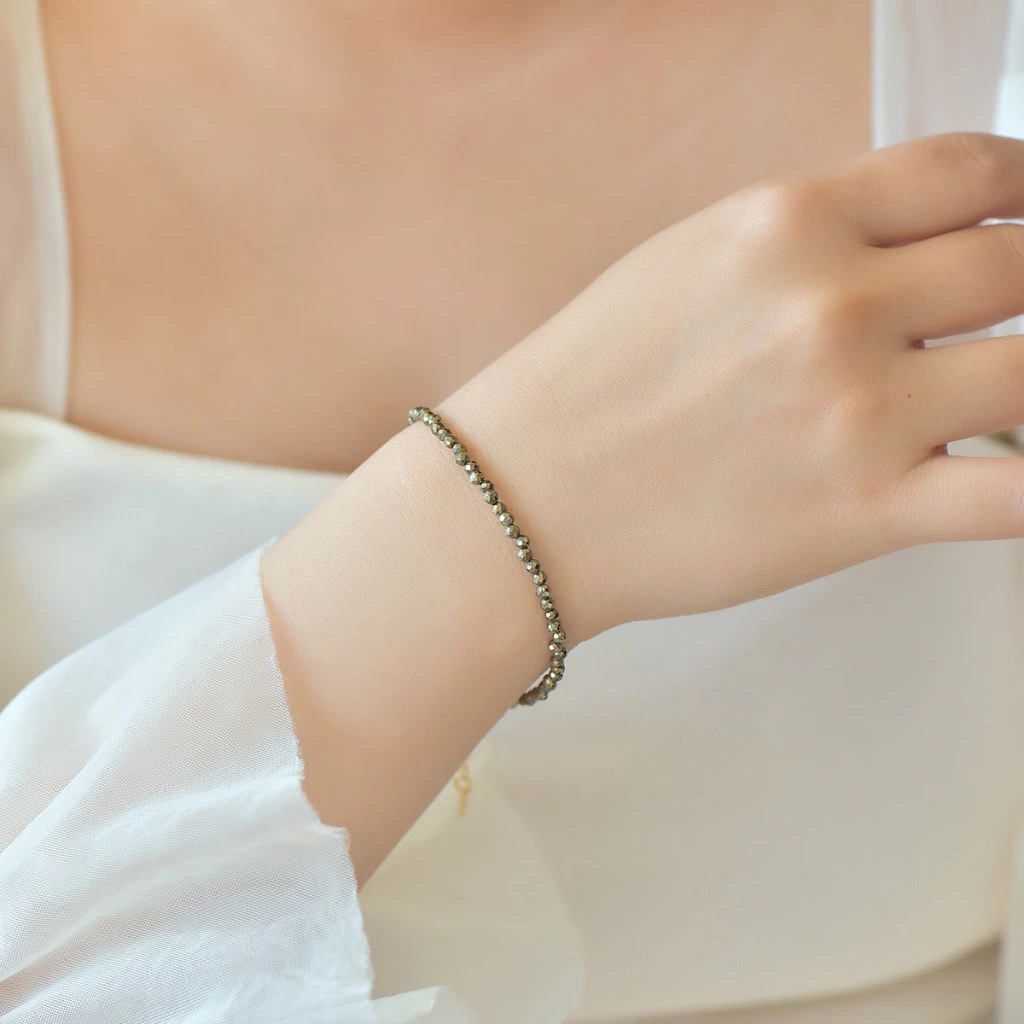3 มม.Pyrite สร้อยข้อมือปรับ 18k chian faceted ลูกปัดผู้หญิง bracele Elegant Jeweler15-20 ซม.