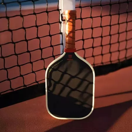 ขนมปังและเนย Loco Pickleball Paddle 16 มม.Dual-Density Foam Core Hybrid Elongated CFC T700 ดิบคาร์บอนไฟเบอร์ Pickleball Paddle