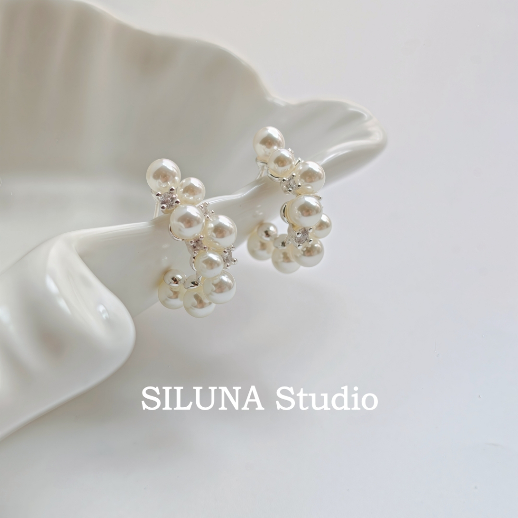 |SILUNA| ต่างหูรูปตัว C สายมุกสีขาวหวานเย็น 2026 ต่างหูหวานเฉพาะสไตล์ใหม่-ER309X