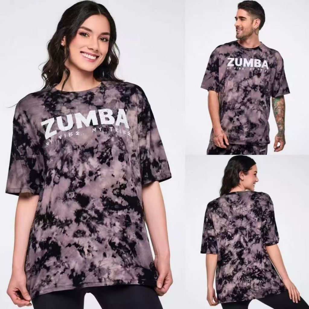 ZUMBA 2026 สไตล์ใหม่แขนสั้นผ้าฝ้ายเลียนแบบ Tie-Dye Top ZUMBA ผู้ชายผู้หญิงพร้อมสต็อกคุณภาพสูง