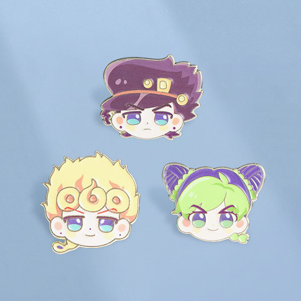 JoJos Bizarre Adventure เข็มกลัดเคลือบ Jotaro Giorno Jolyne เข็มกลัดการ์ตูนอะนิเมะป้ายปกกระเป๋าเป้สะพายหลังอุปกรณ์เสริมของขวัญสําหรับเพื่อน