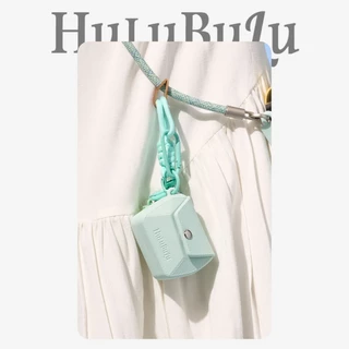 HuluBulu 🎧 ใหม่ กระเป๋าใส่หูฟังไร้สาย Apple Airpods Pro 1 2 3 Air หูฟังบลูทูธซัมซุง หูฟังบลูทูธXiaomi กระเป๋าพกพา อุปกรณ์เสริมกระเป๋า สายสะพายถอดได้ วัสดุEVAรักษ์โลก กันกระแทก กันน้ำ กันแรงกด สไตล์เรขาคณิต สีสันสดใส ตัวตุ้มน่ารัก เบา26กรัม ติดเข็มขัด
