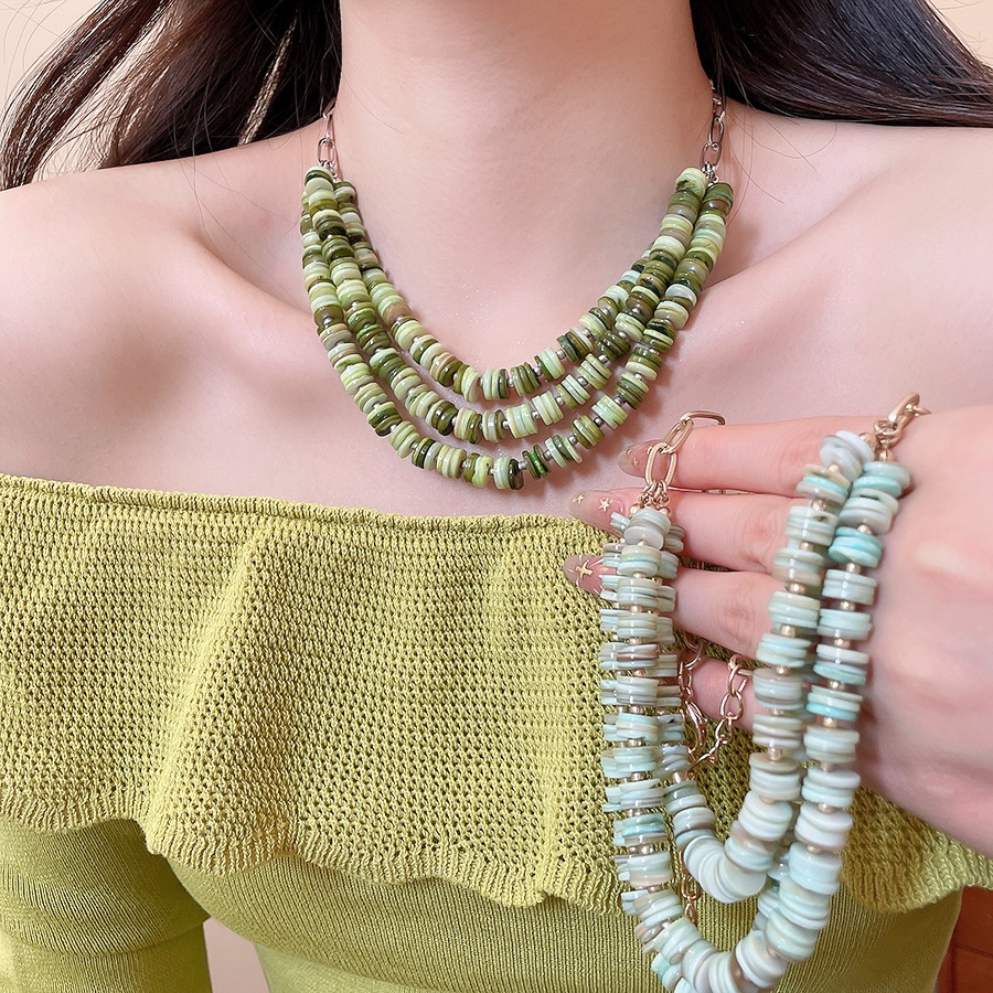 สร้อยคอโชคเกอร์ลูกปัดเปลือกหอยหลายชั้น, Ombre สีเขียวดิสก์ลูกปัดเครื่องประดับ Boho สําหรับผู้หญิง