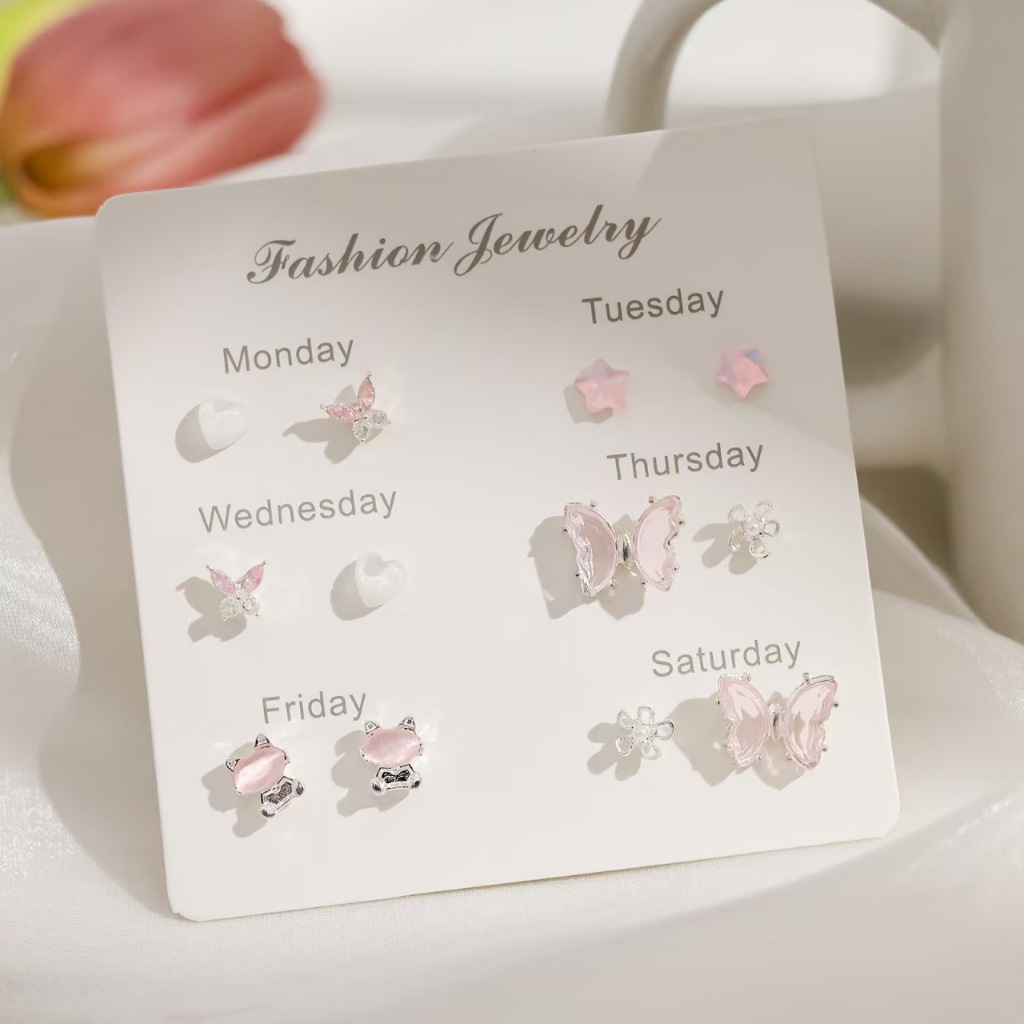 สร้อยหูผีเสื้อชุด 6 ชิ้น สไตล์เกาหลีสีชมพูสำหรับวัน.daily wear และ student style