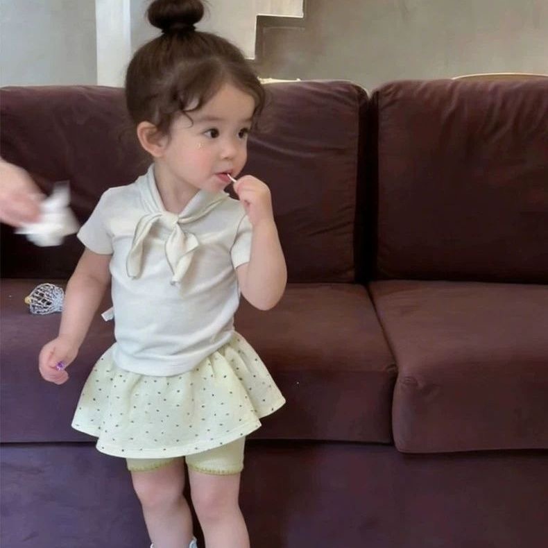 สาวฤดูร้อนสูทน่ารักลูกไม้ผูกโบว์แขนสั้นเด็กซอกออกแบบหวานด้านบนสบายๆลายจุด กางเกงชั้นใน
