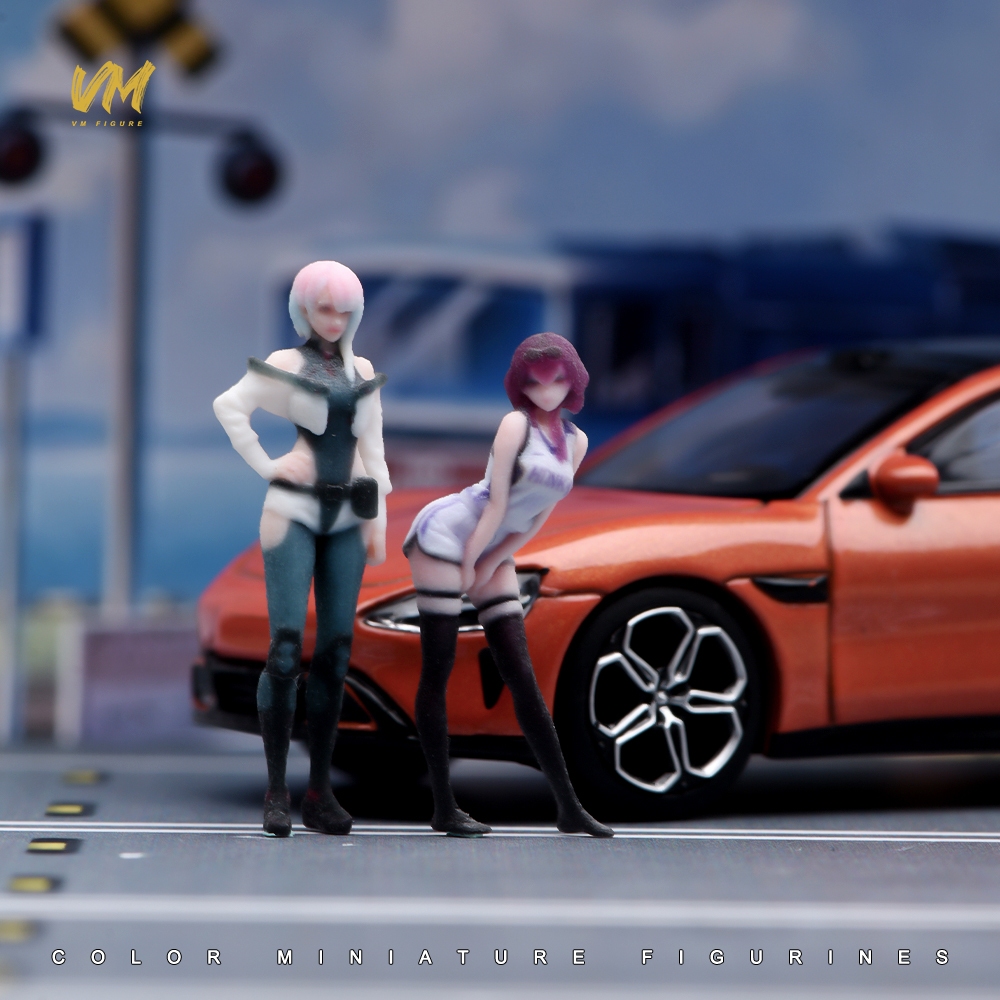 3D Miniature Figures 1/64 Scale Diorama รูปเซ็กซี่ Sporty Girl ฉาก Props Tiny People รุ่น 3D พิมพ์ Mini Action Figure สําหรับตกแต่งรถ