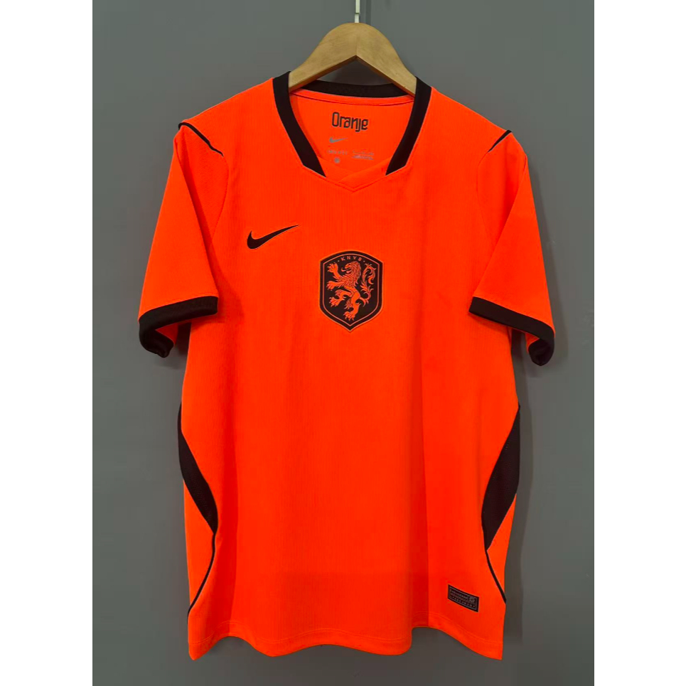 ปรับแต่งได้2027 เสื้อฟุตบอลกีฬาลําลองแขนสั้น Dutch World Cup