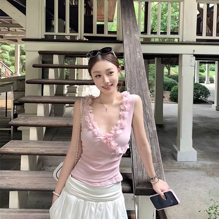 เสื้อสายเดี่ยวผู้หญิง V-Neck ดอกไม้ สีชมพู, เสื้อครอปท็อป สไตล์เกาหลี ฤดูร้อน 2026