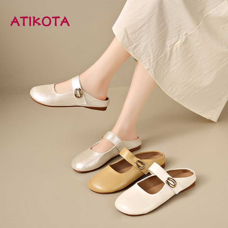 Atikota รองเท้าแตะผู้หญิงแฟชั่นหัวเข็มขัดตกแต่ง ดีไซน์พื้นนุ่ม น้ำหนักเบาทึ้งอากาศ สบายเมื่อสวมใส่วันต่อวันและเดินทาง