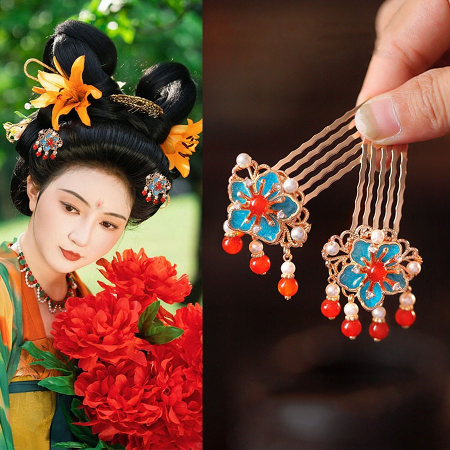 ติดผมสไตล์จีนโบราณแบบเรโทรสีฟ้าน้ำตาล ประดับด้วยดอกไม้เล็กๆ เครื่องประดับผม