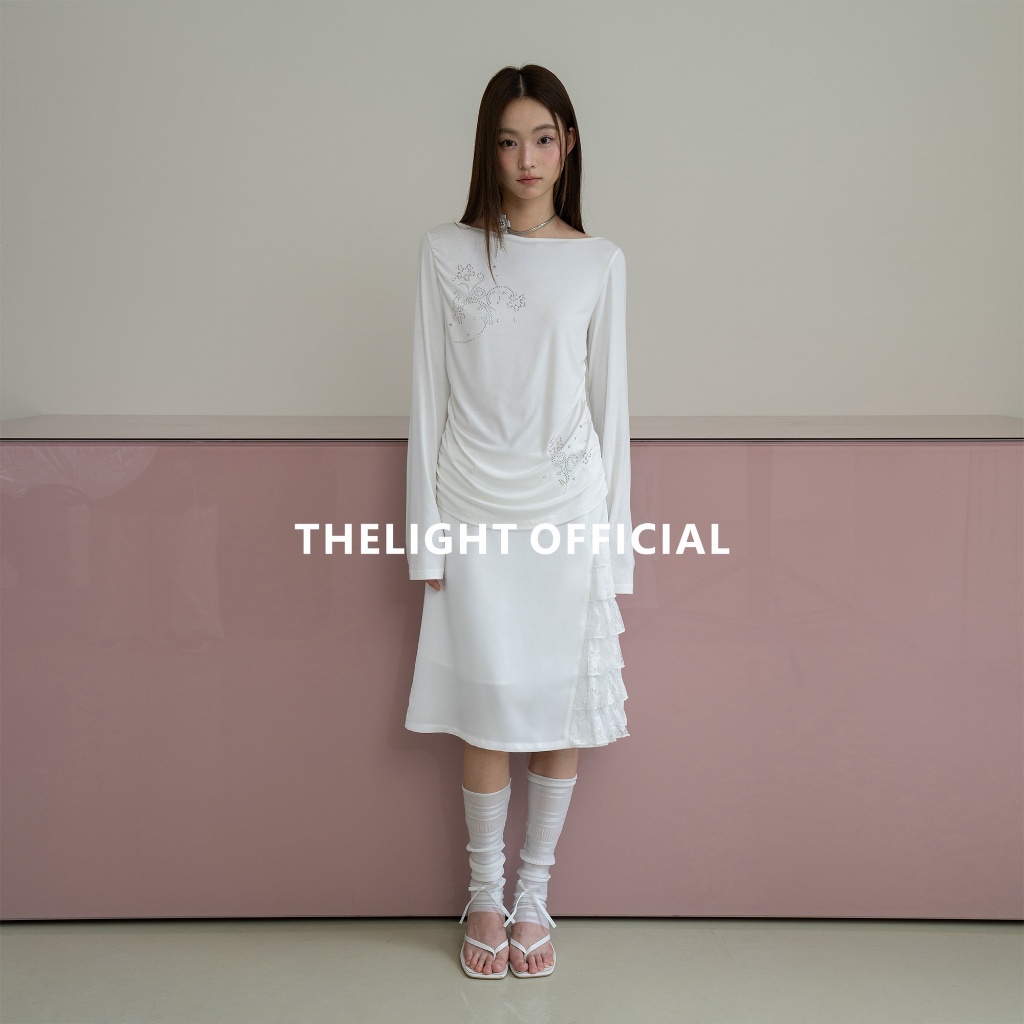THELIGHT เสื้อยืดแขนยาวผู้หญิง ผ้าไลเซลเย็นสบาย ลายเพชรสวยงาม สีขาว เสื้อกันแดด — صورة 2