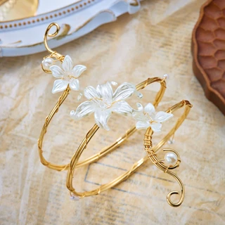 แฟชั่น Boho ดอกไม้ดอกไม้สร้อยข้อมือกําไลข้อมือสายรัดข้อมือโลหะ Armband Lucky เครื่องประดับสําหรับผู้หญิงวันหยุดของขวัญ