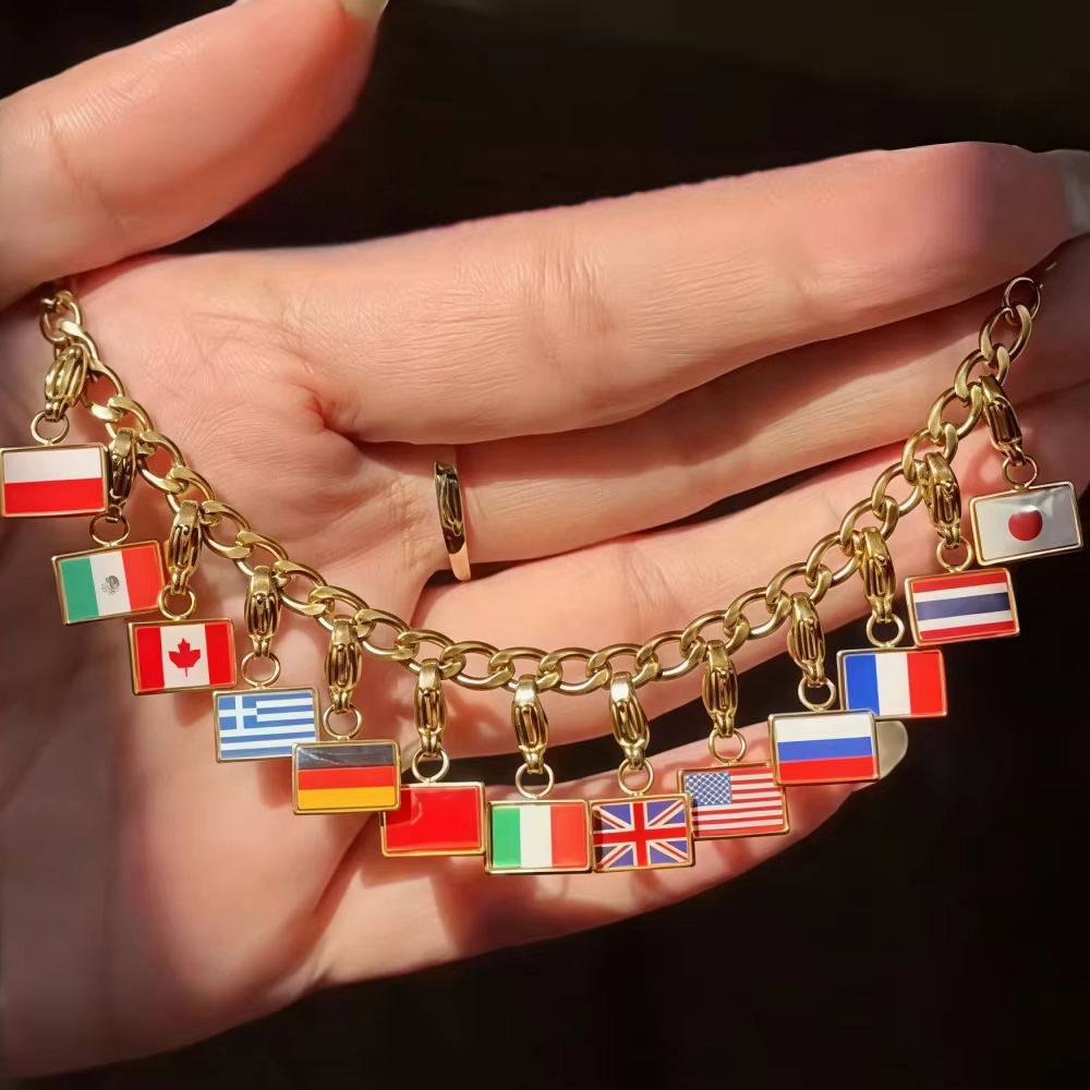 SKYRIM ที่กําหนดเองอินเทรนด์ความกว้าง 10 มม. National Country Flags Charms จี้สแตนเลสสําหรับ DIY พวงกุญแจทํา