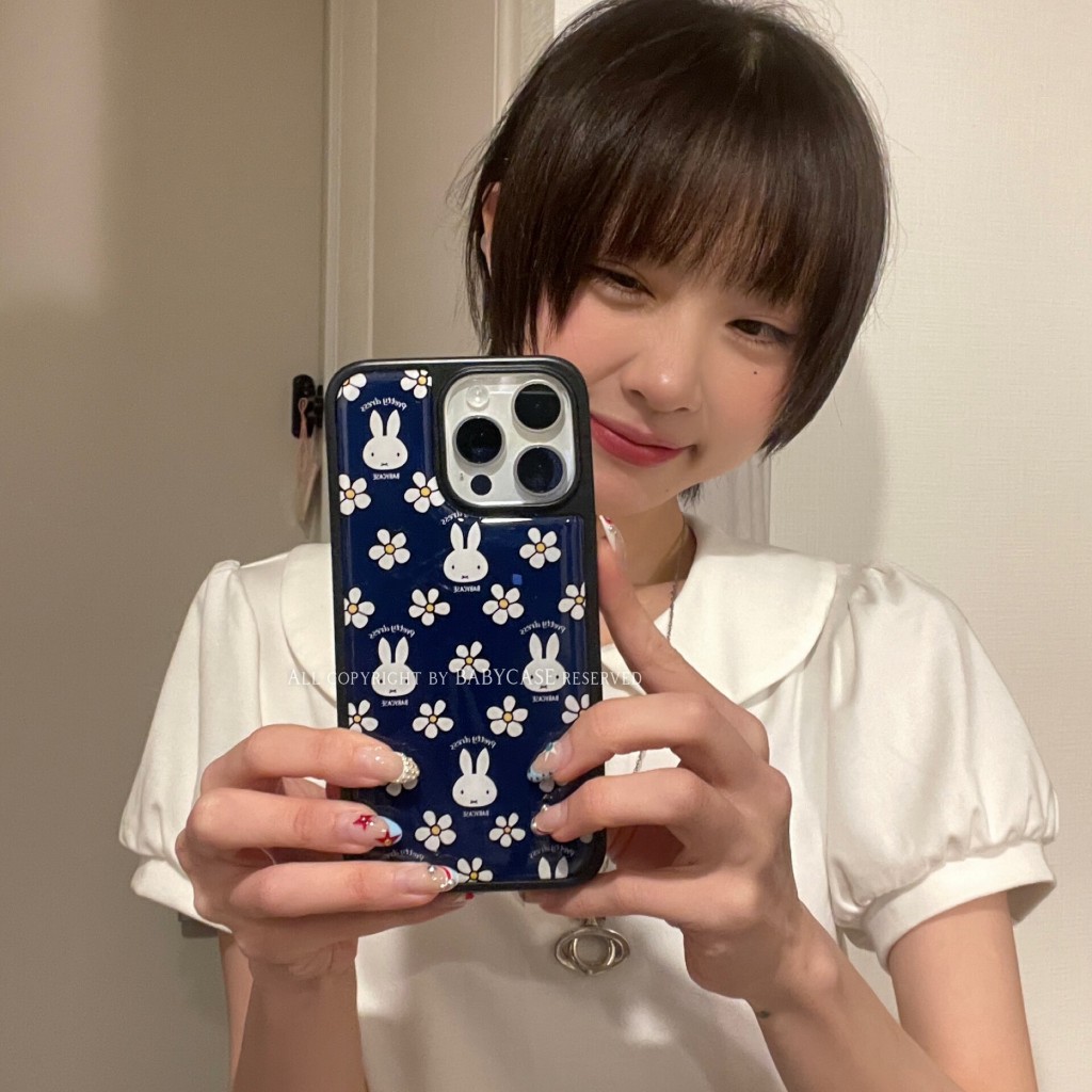 กระต่ายน่ารักดอกไม้เคสโทรศัพท์กันกระแทกเหมาะสําหรับiPhone 17 Promax 16 Promax 15 Promax 11 12 13 17 14plus 15plus 16e 16plus 15pro 17pro 17air
