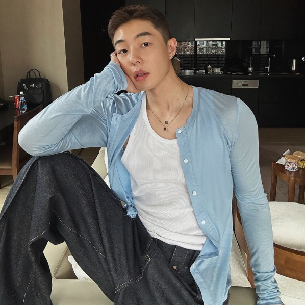 TLHGQ เสื้อเซ็กซี่ชายแขนยาว ระบายอากาศเย็น อินเทรนด์ฤดูร้อน