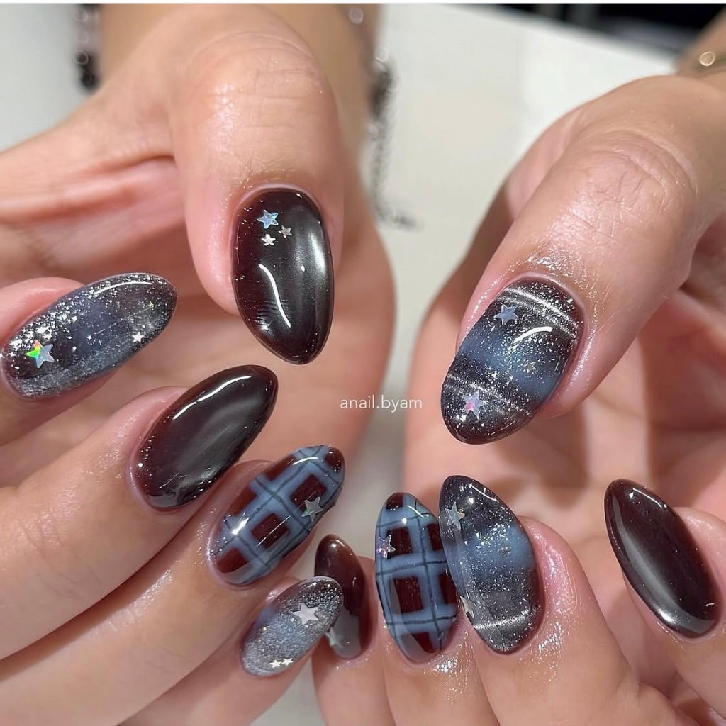 Blue Galaxy Cat Eye Hand-Painted Wear Nails ins Short Chocolate Plaid Nails Patch