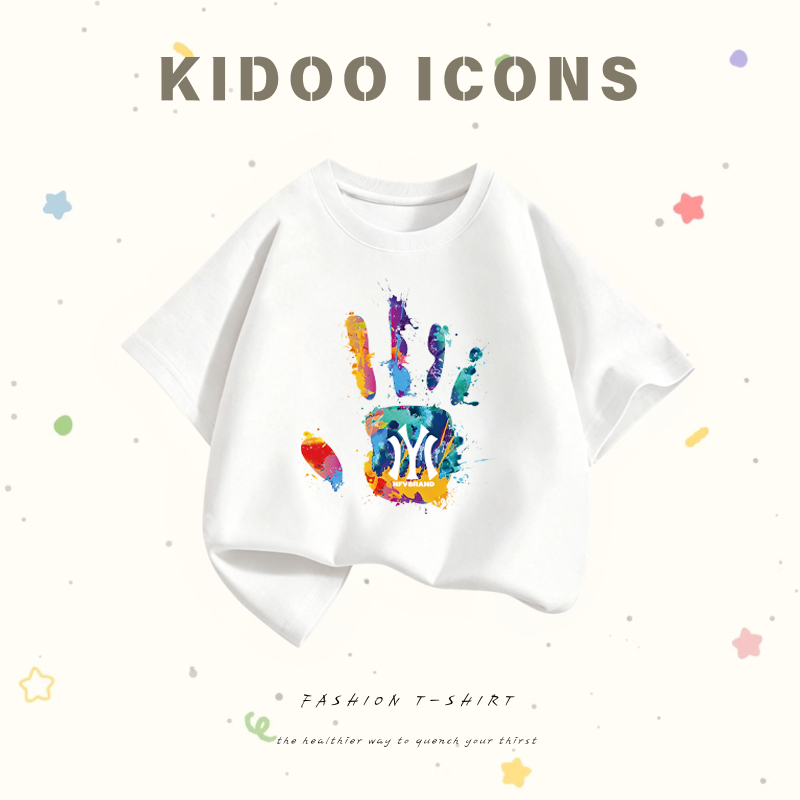 ✨จัดส่งตลอด 24 ชั่วโมง✨ KIDOO ICONS มาใหม่เด็กแขนสั้นเสื้อยืดฤดูร้อนการ์ตูนพิมพ์รอบคอผ้าฝ้ายแท้ ลายลายกราฟฟิตี้รอยฝ่ามือหลากสี#A01+6021