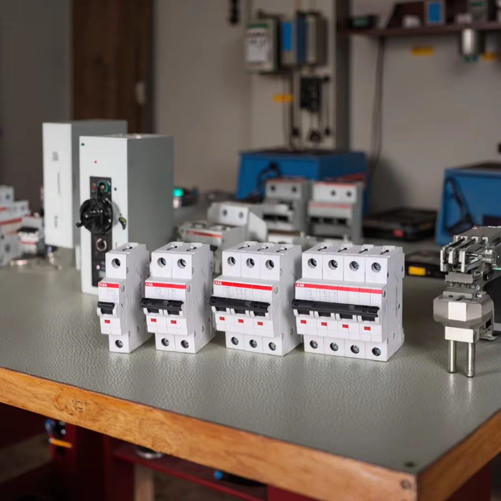 ของแท้ ABB S200M S201M S202M S203M AC 10ka Air Circuit Breaker C6-C10-C20-C32-C63
