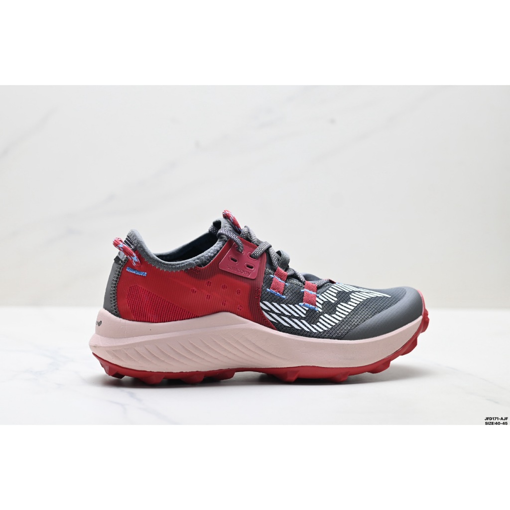 รองเท้าวิ่ง SAUCONY ENDORPHIN RIFT