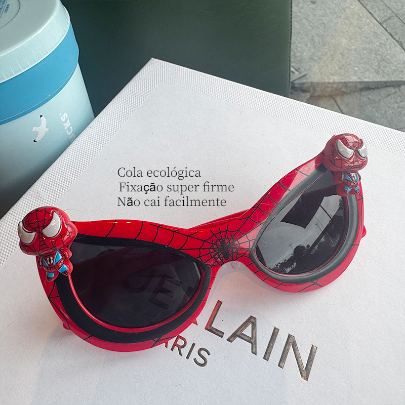 แว่นกันแดดเด็ก Spider-Man ม่านบังแดด UV สำหรับของขวัญ ดีไซน์เท่ห์