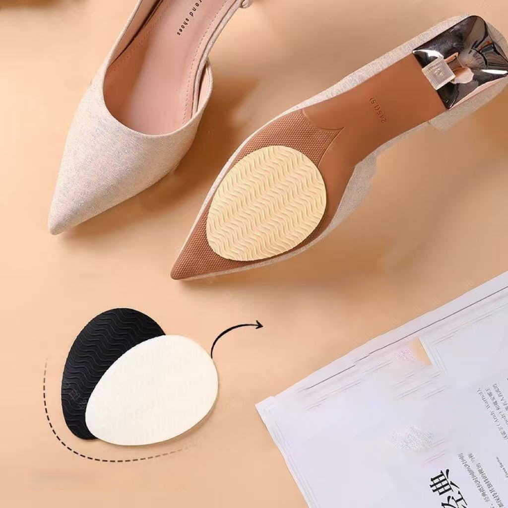 2 ชิ้น Sole Anti-Slip สติกเกอร์รองเท้าส้นสูง Forefoot หนาทนต่อการสึกหรอ Mute สติกเกอร์ส้นซิลิโคน Self-Adhesive Anti-Wear สติกเกอร์แต่เพียงผู้เดียว